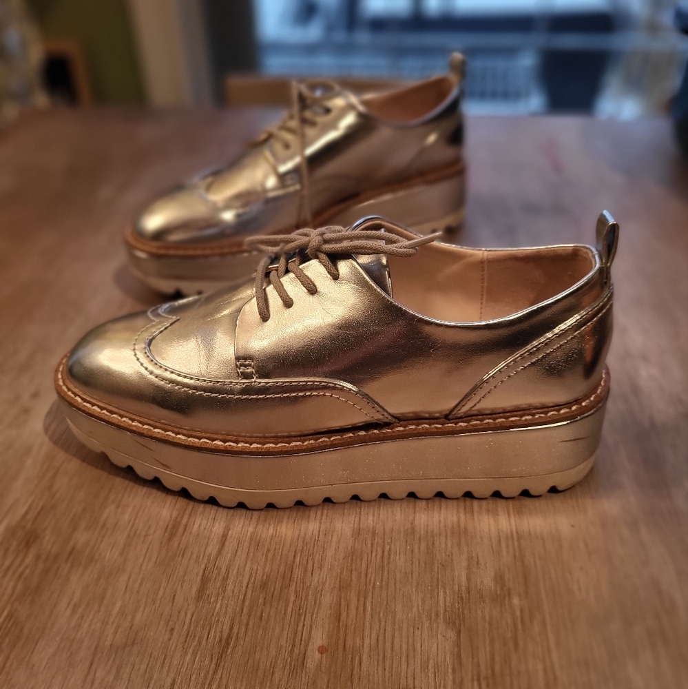 Silver Platform Oxfords Zara size 7